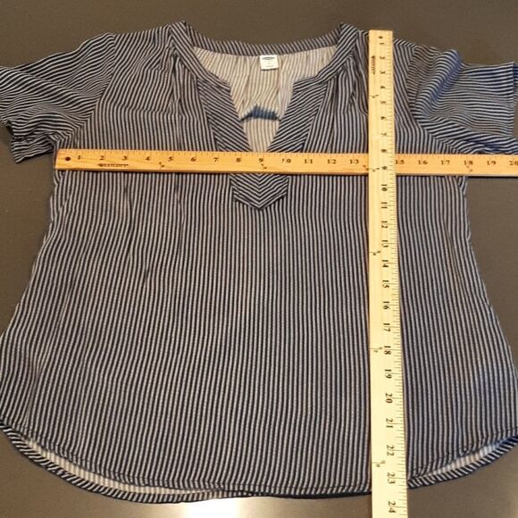 NWOT Od Navy Small Petite Blue Striped Blouse - Picture 4 of 6